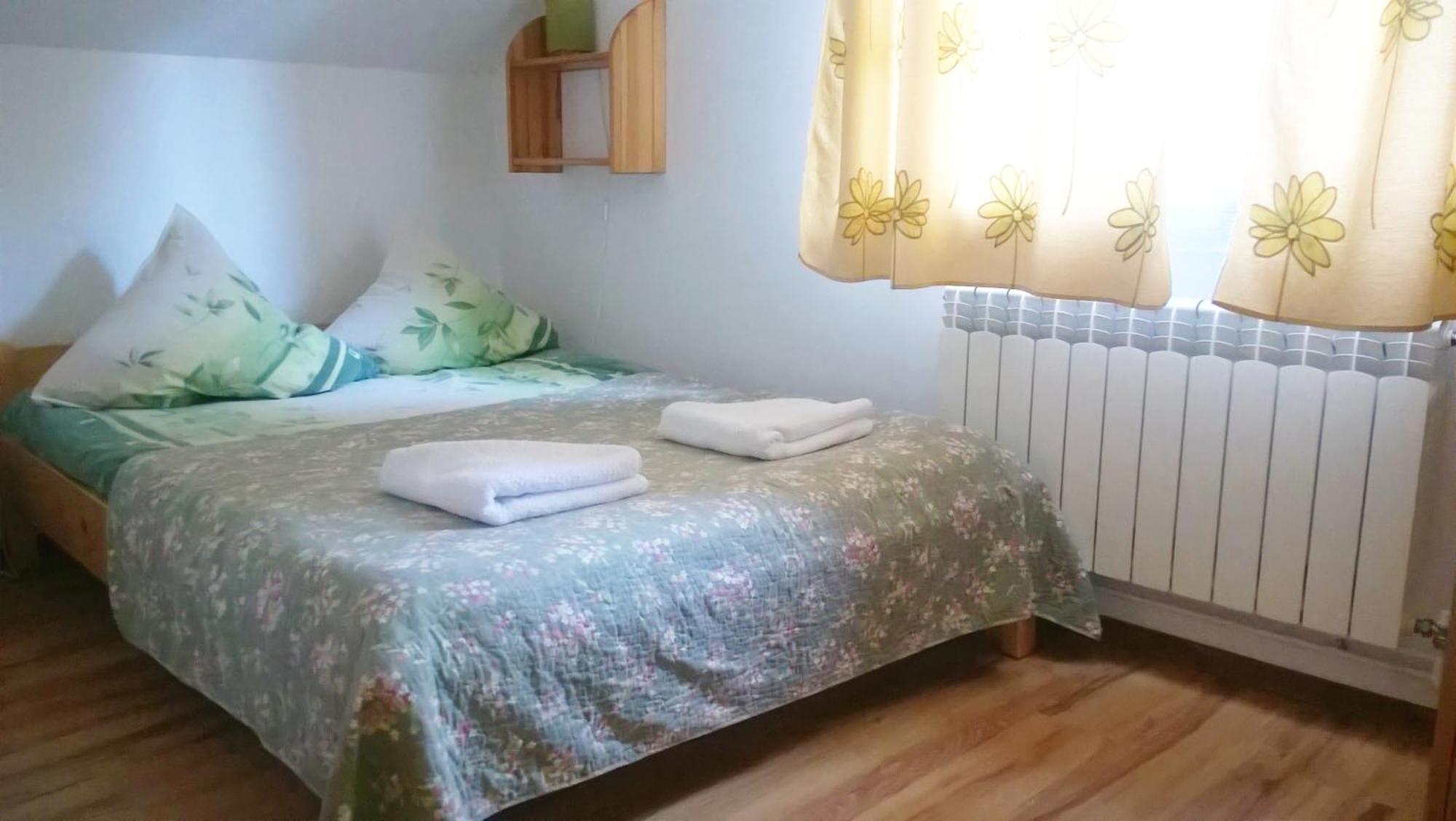 Bed and Breakfast Lesne Berdo Przyslup Cisna Habitación foto